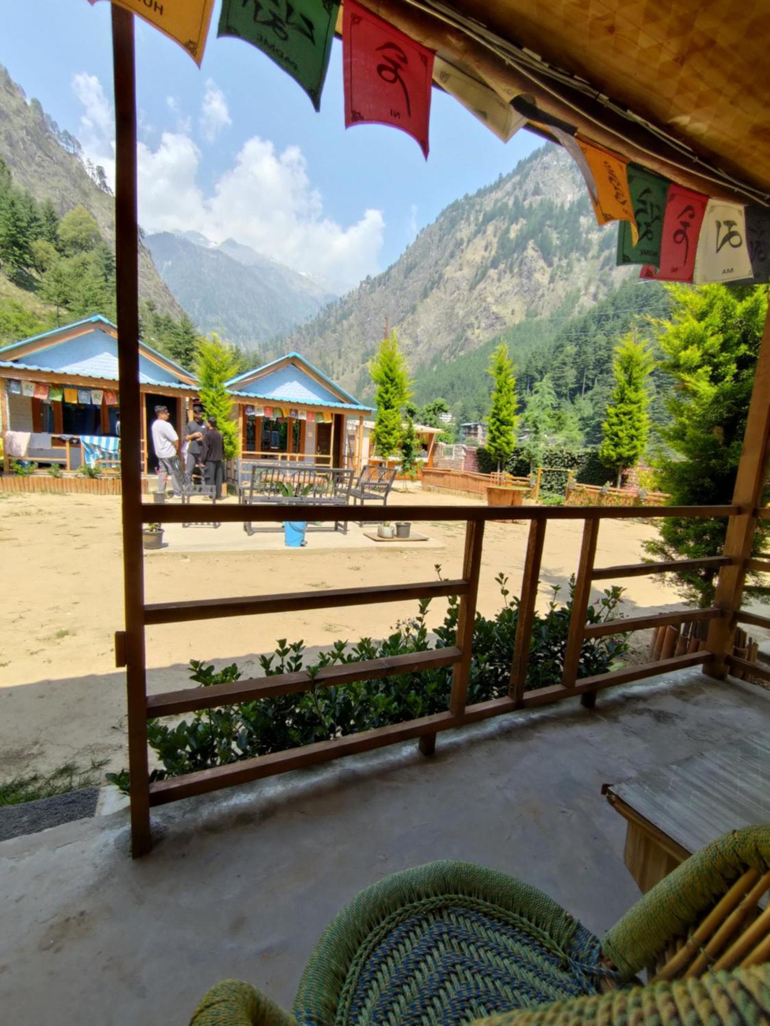 Lee Garden Himalayan Wooden Cottages Kasol Exterior foto